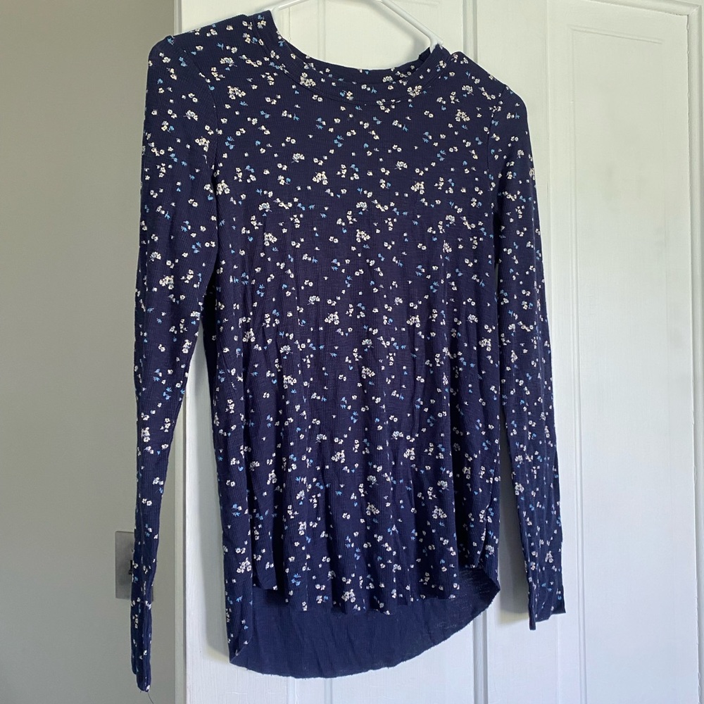 navy long sleeve with dainty white and blue flowers
